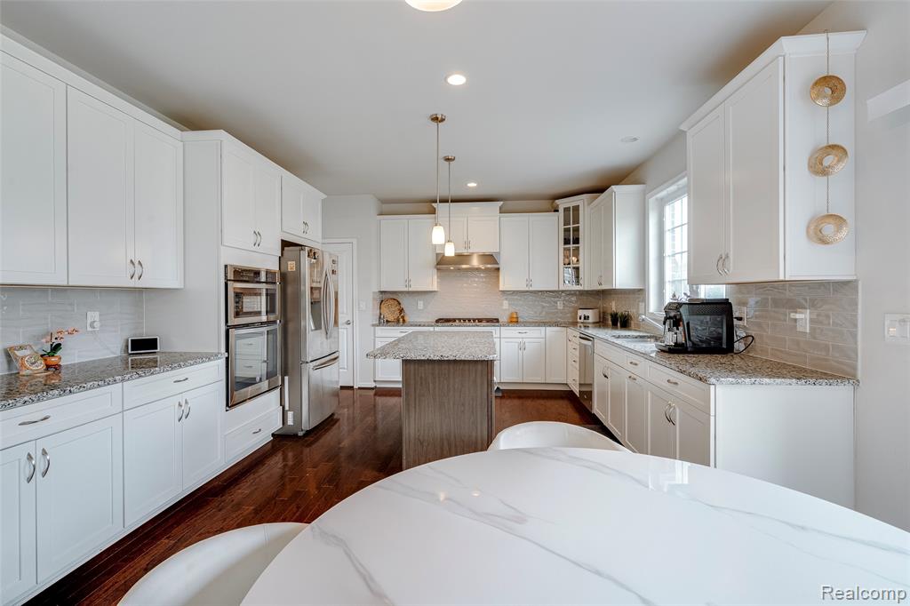 51011 Rockingham Drive Canton, MI 48188 - Photo 20 of 74