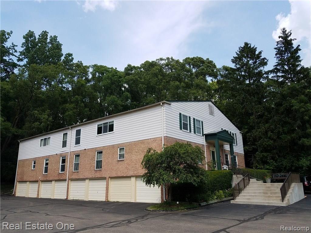 531 East University Drive, Unit 68 Rochester, MI 48307 - Photo 14 of 14