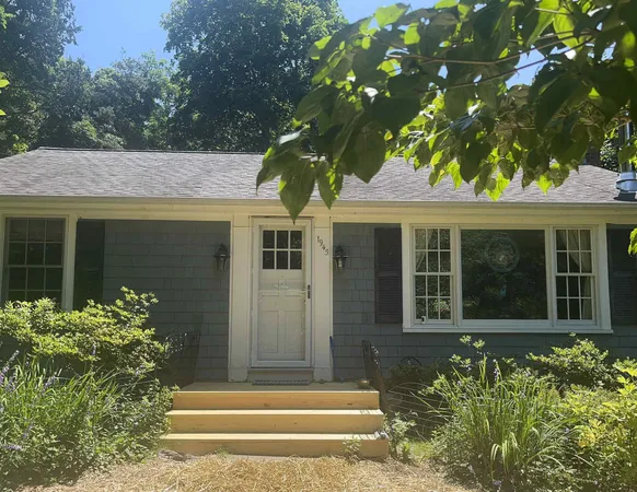 $570,000 | 1945 Main Street, West Barnstable, MA 02668