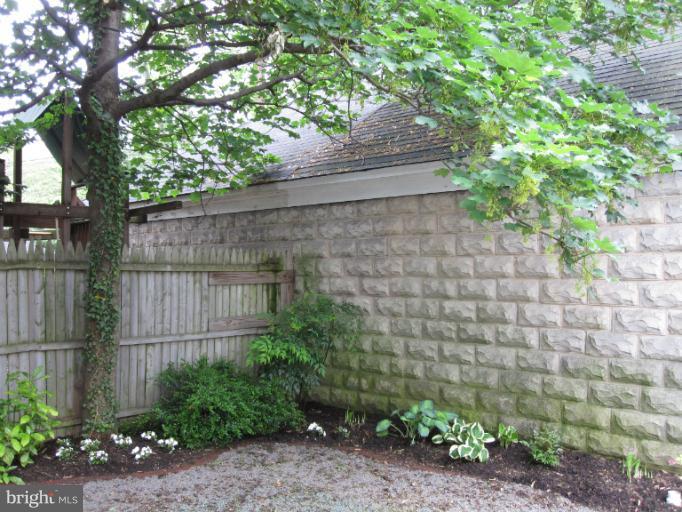 719 Deepdene Road Baltimore, MD 21210 - Photo 4 of 8 Exterior (General)