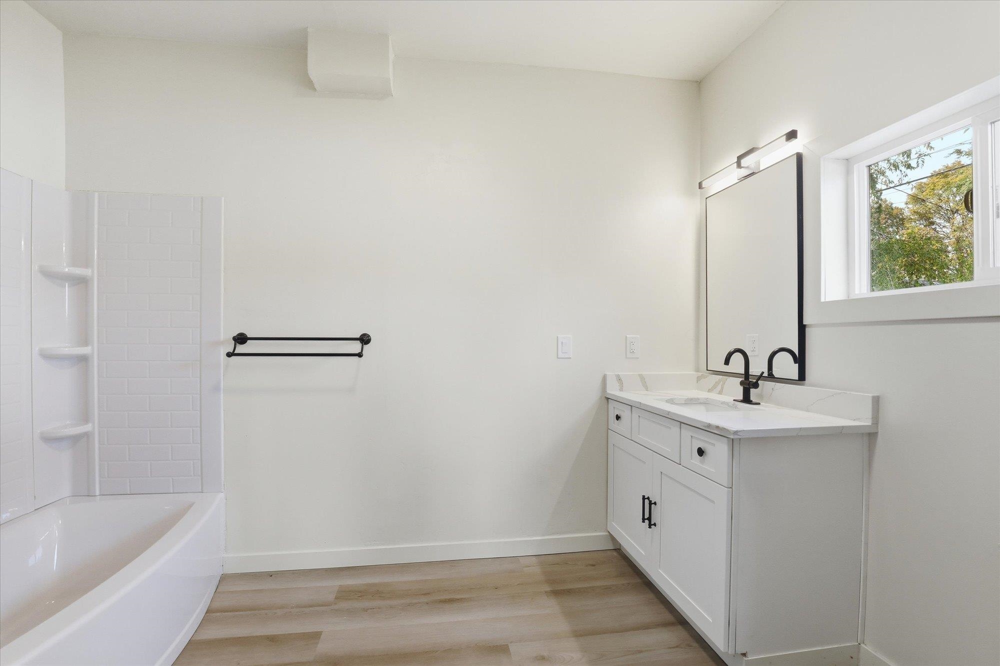 2811 North Lincoln Street Spokane, WA 99205 - Photo 12 of 25