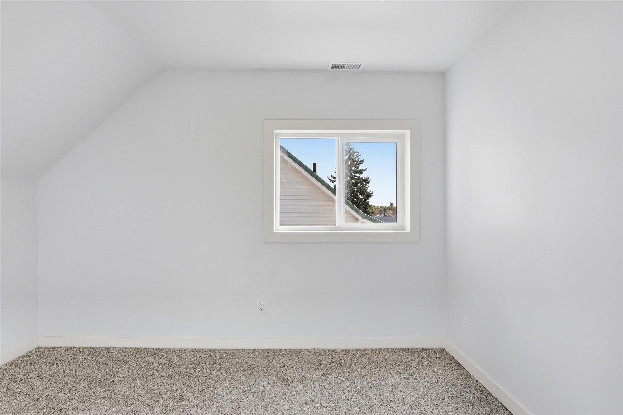 2811 North Lincoln Street Spokane, WA 99205 - Photo 16 of 25