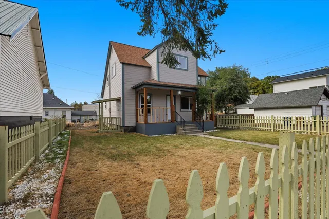 $294,900 | 2811 North Lincoln Street, Spokane, WA 99205