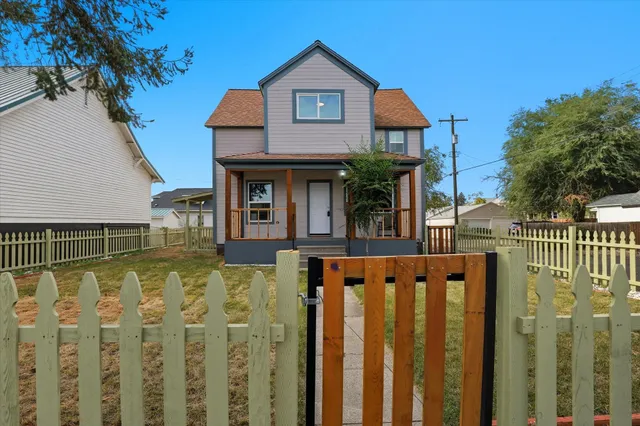 $294,900 | 2811 North Lincoln Street, Spokane, WA 99205