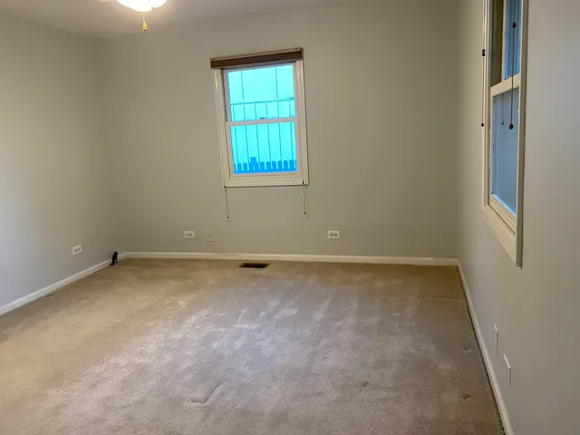 $385,000 | 10 Briar Lane, Geneva, IL 60134