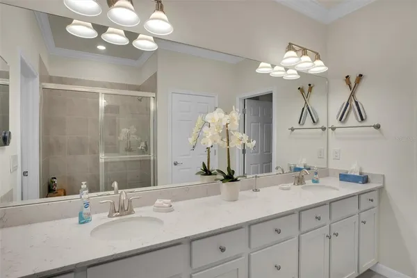 $2,400 | 10042 Crooked Creek Drive, Unit 203, Venice, FL 34293