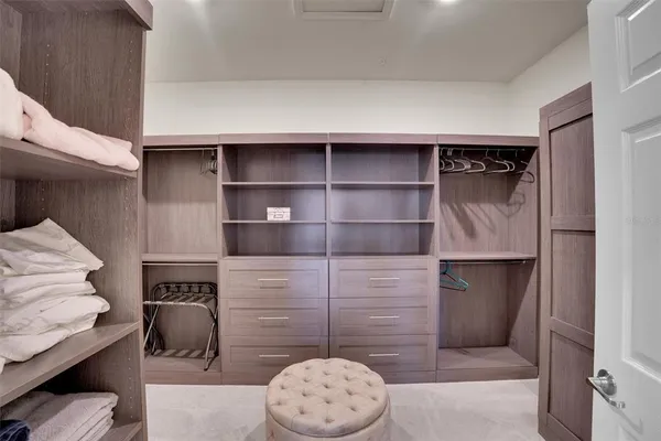 $2,400 | 10042 Crooked Creek Drive, Unit 203, Venice, FL 34293