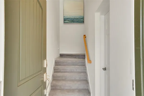 $2,400 | 10042 Crooked Creek Drive, Unit 203, Venice, FL 34293