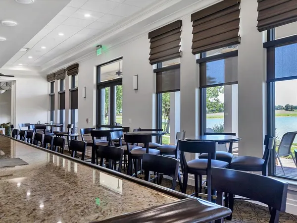 $2,400 | 10042 Crooked Creek Drive, Unit 203, Venice, FL 34293