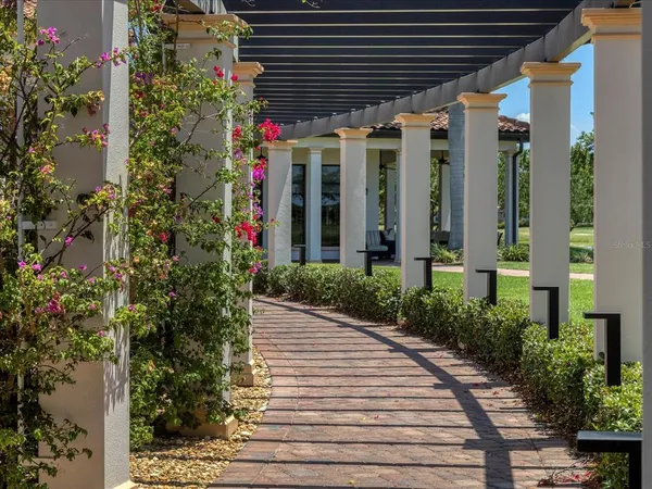 $2,350 | 10042 Crooked Creek Drive, Unit 203, Venice, FL 34293