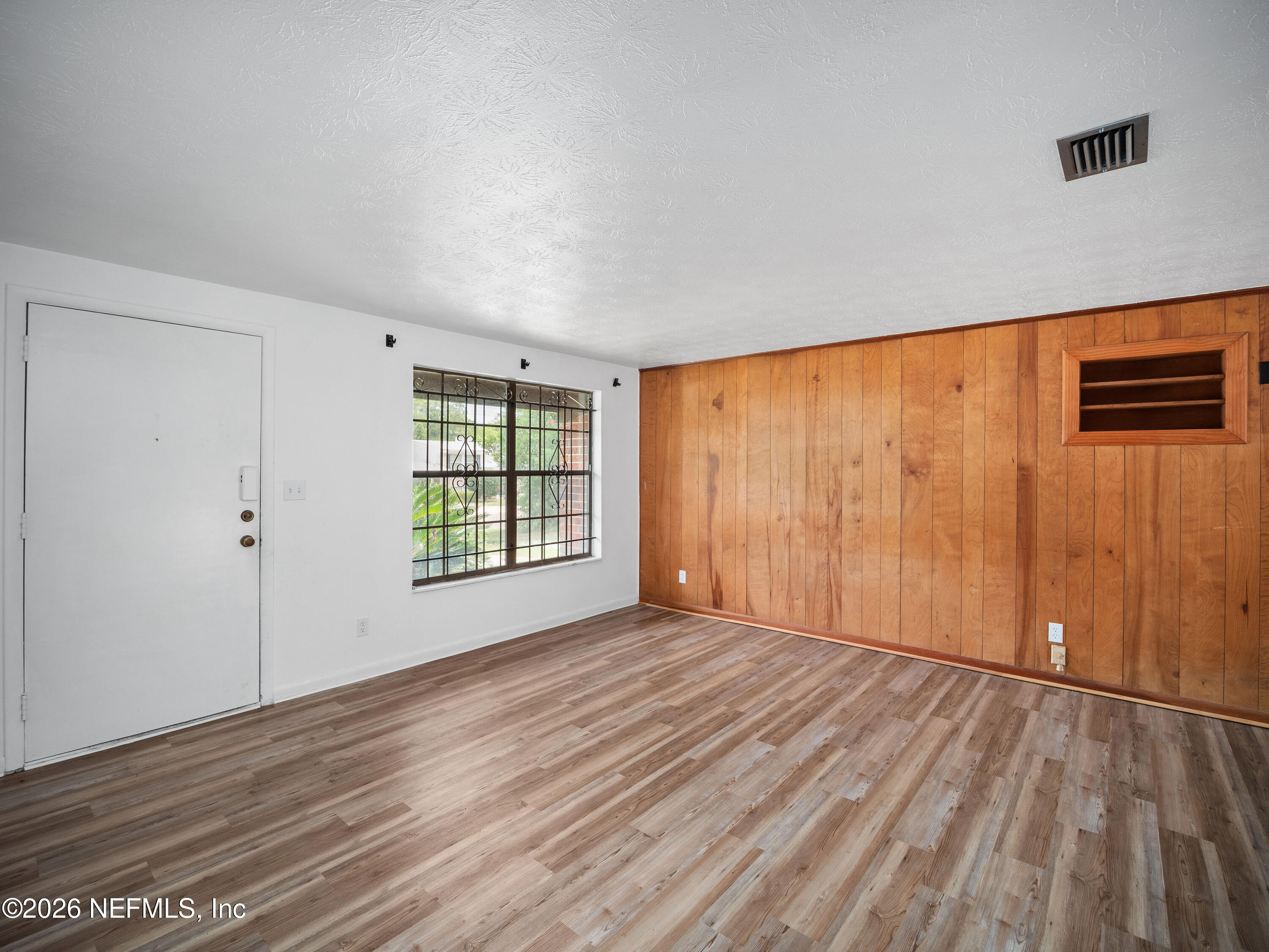 918 Bacall Road Jacksonville, FL 32218 - Photo 8 of 41 Family Room