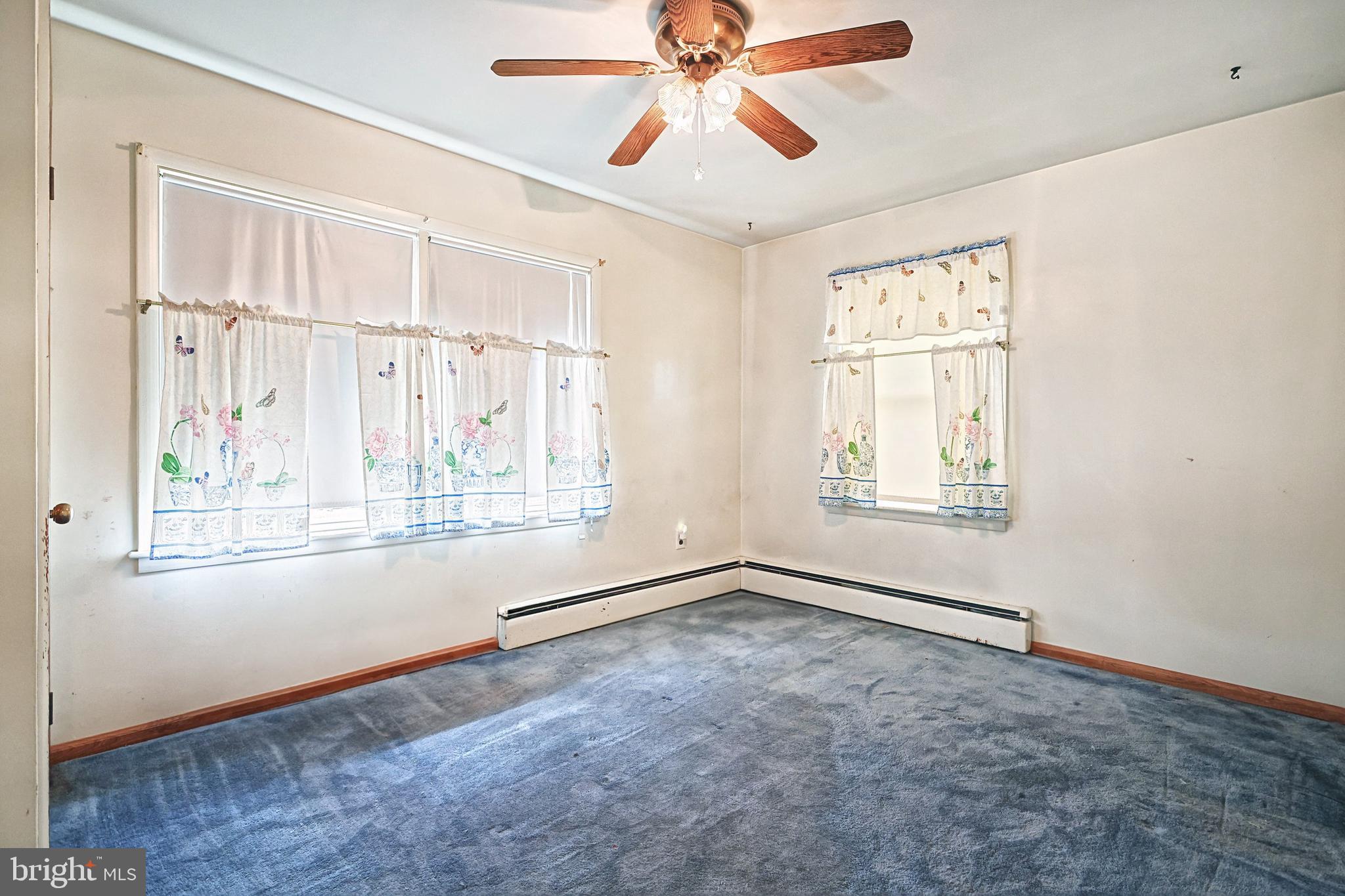 2334 Grantley Road York, PA 17403 - Photo 19 of 36