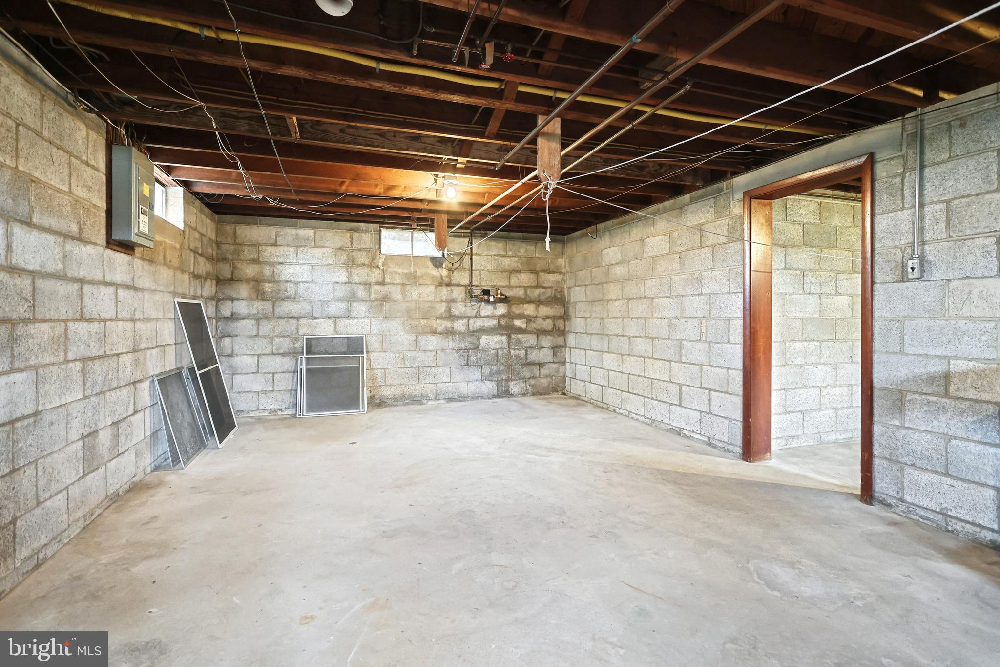 2334 Grantley Road York, PA 17403 - Photo 29 of 36