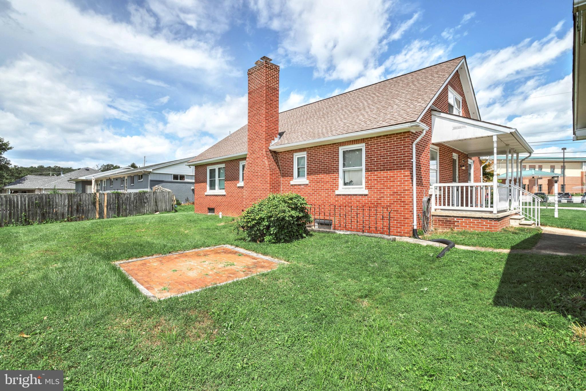 2334 Grantley Road York, PA 17403 - Photo 31 of 36