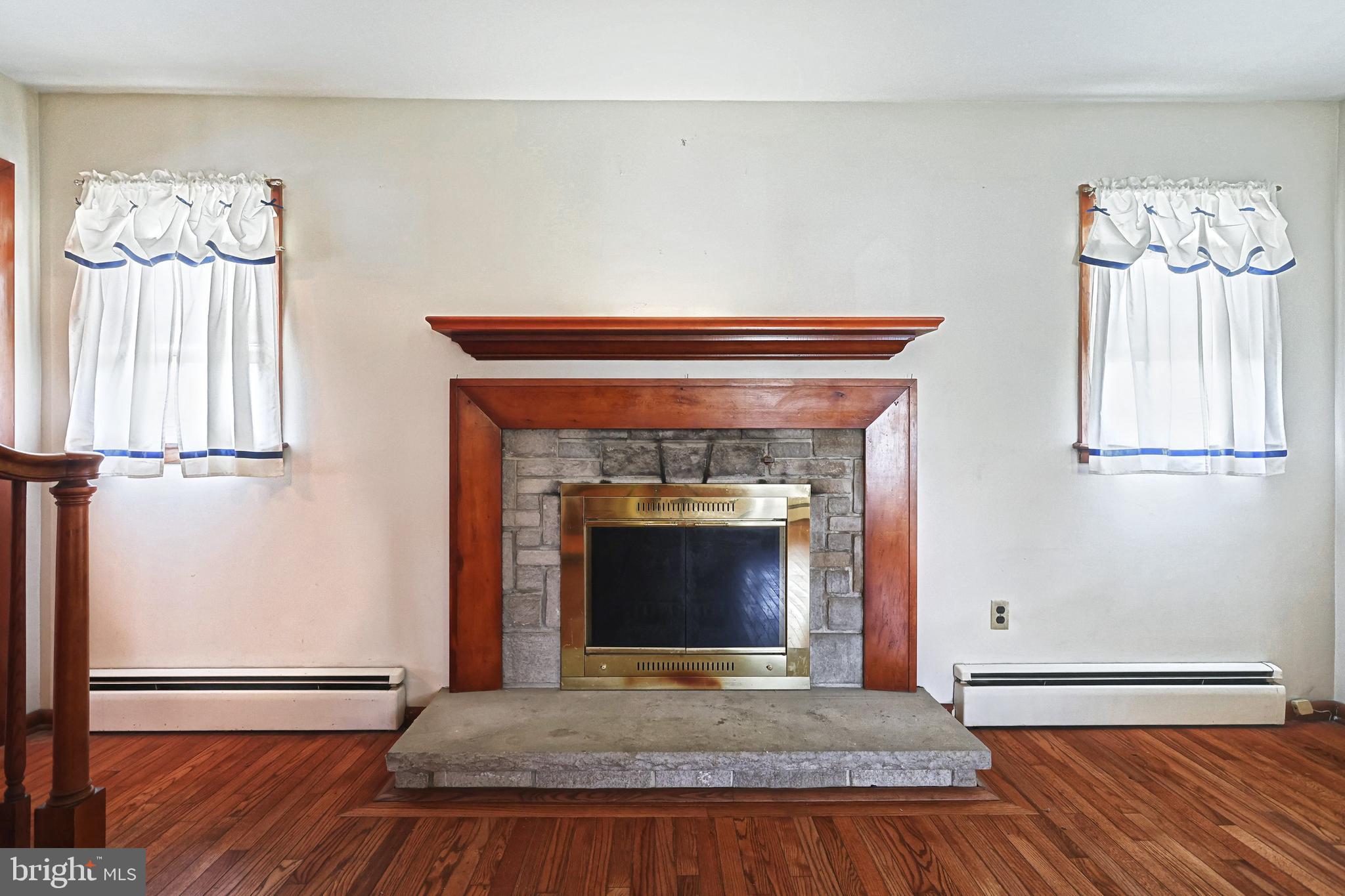 2334 Grantley Road York, PA 17403 - Photo 10 of 36