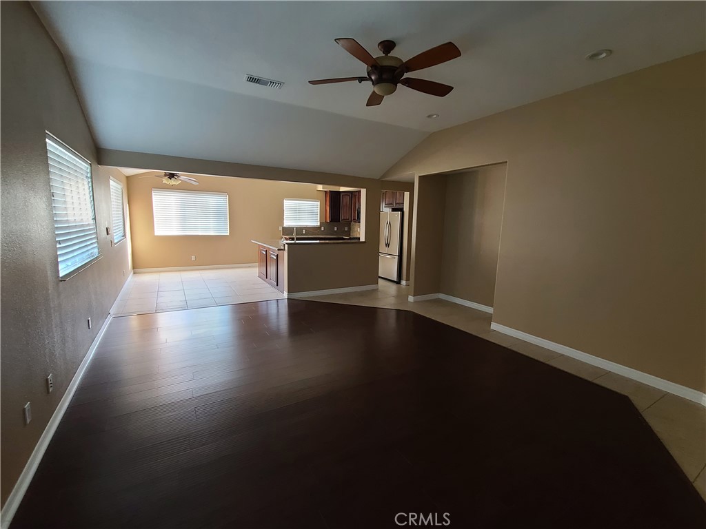 21545 Como Street Wildomar, CA 92595 - Photo 3 of 42