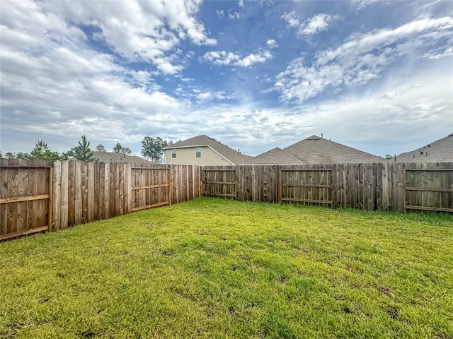 $2,200 | 2944 Palominos Way, Conroe, TX 77301