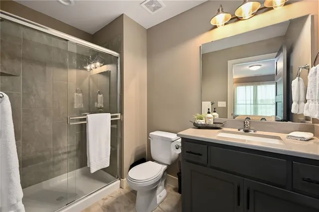 $699,000 | 214 Southwest Roosevelt Ridge, Lee's Summit, MO 64081