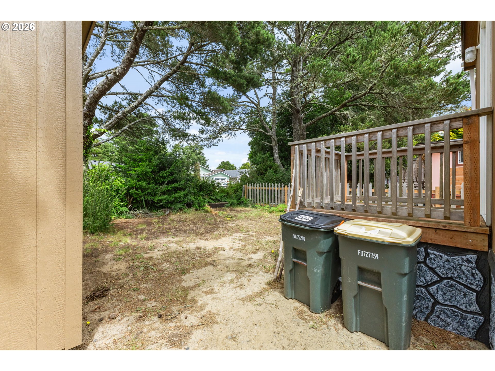 1699 27th Street, Unit 17 Florence, OR 97439 - Photo 19 of 20