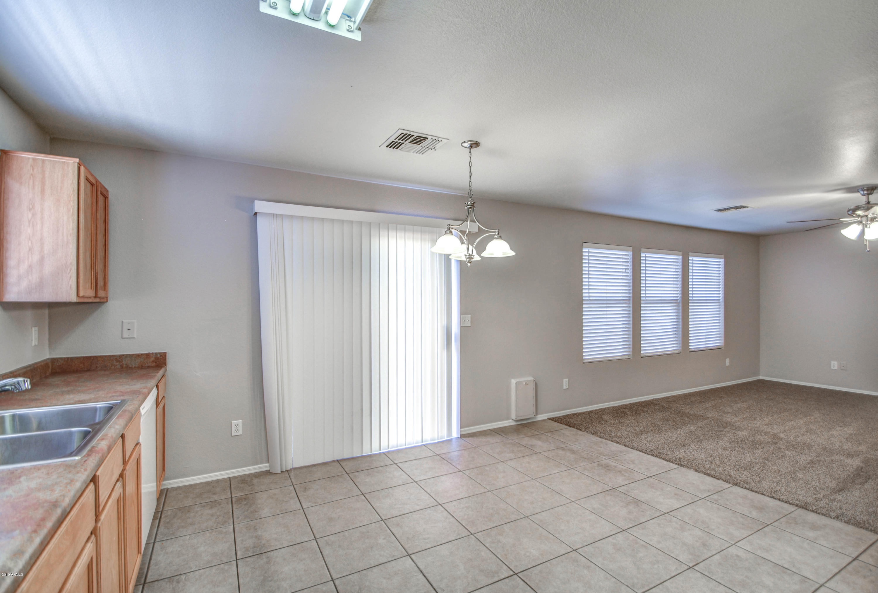 3366 South Chaparral Road Apache Junction, AZ 85119 - Photo 15 of 38 KITCHEN 6