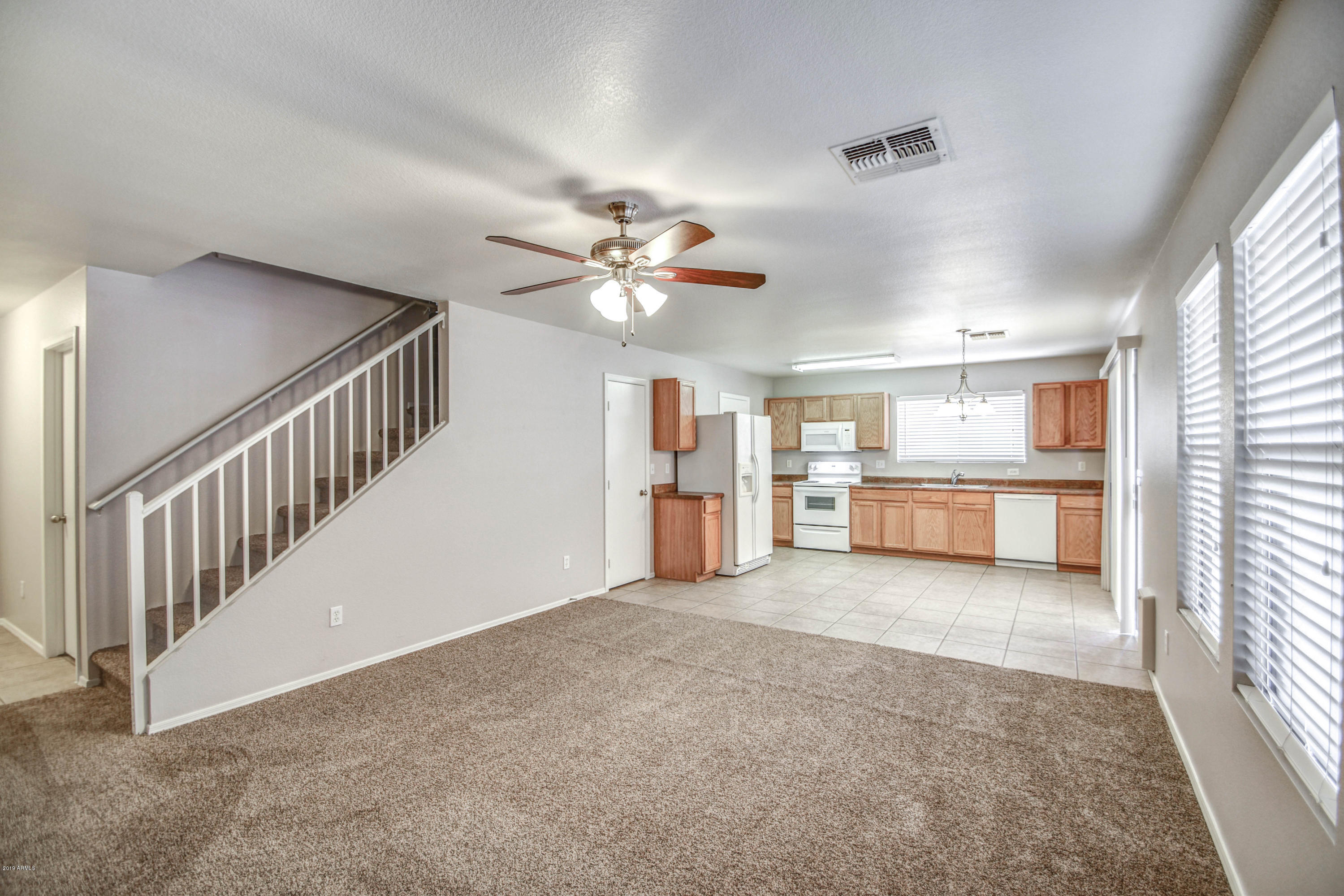 3366 South Chaparral Road Apache Junction, AZ 85119 - Photo 8 of 38 LIVING 2