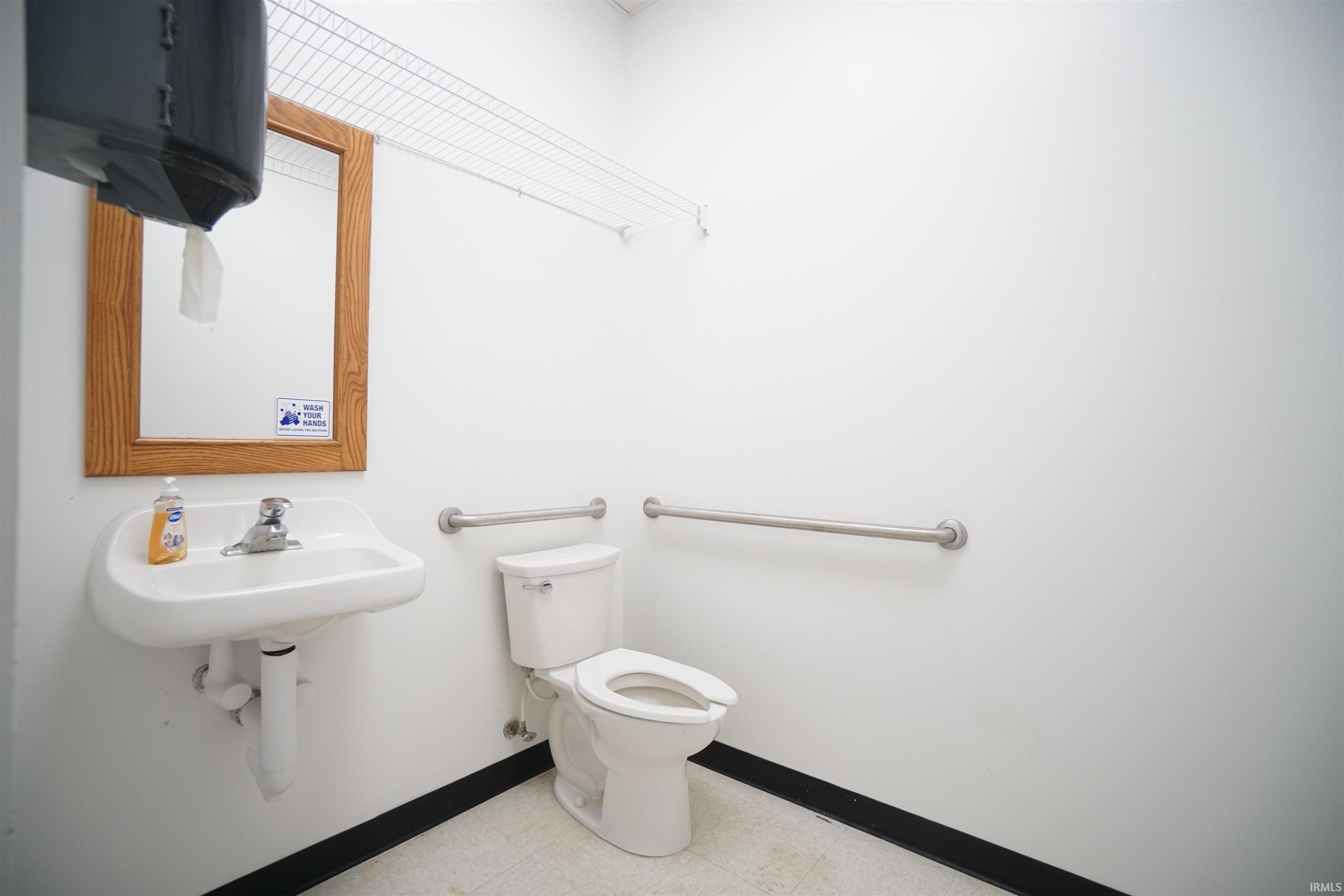 2950 Frontage Road Warsaw, IN 46580 - Photo 14 of 27