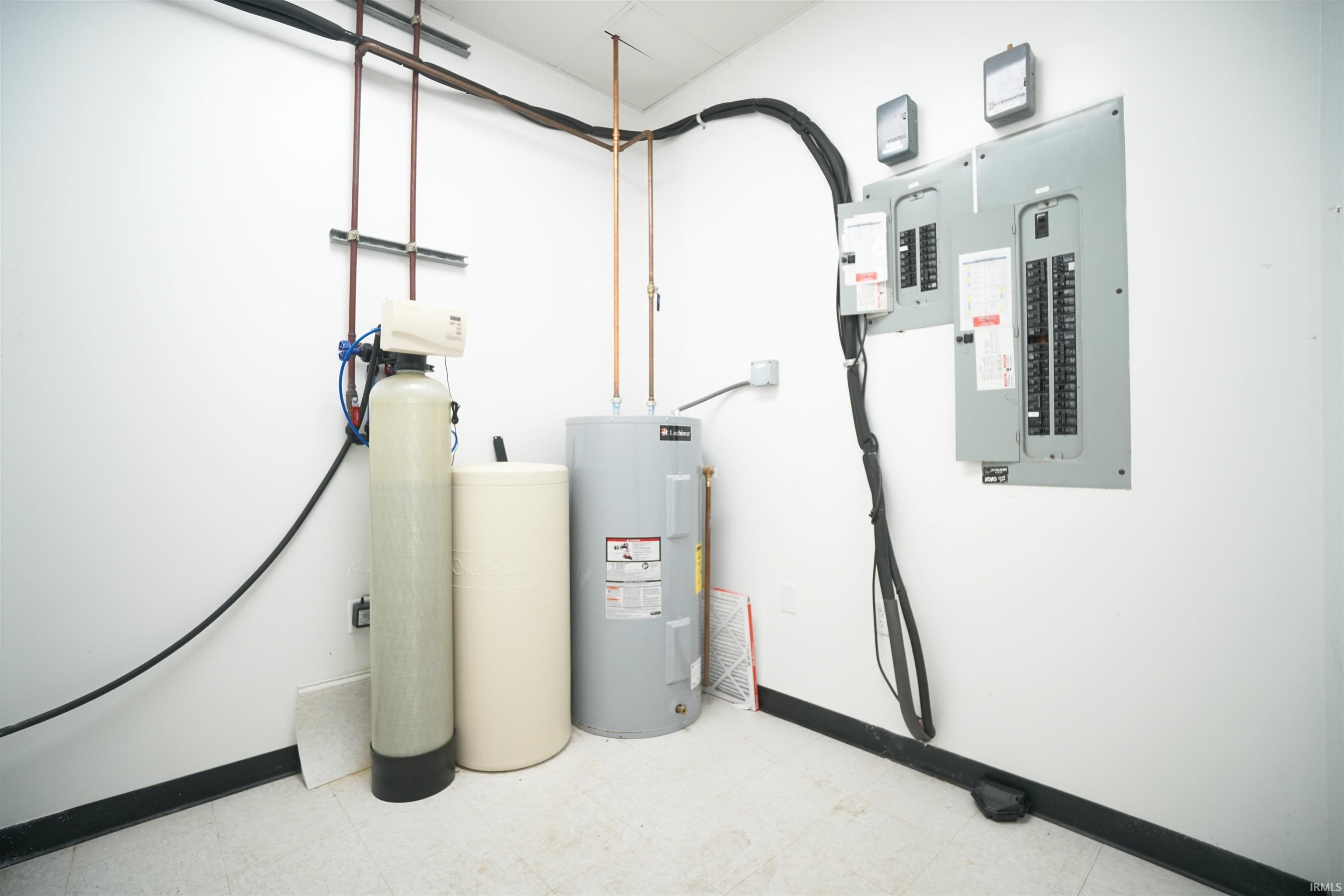 2950 Frontage Road Warsaw, IN 46580 - Photo 15 of 27