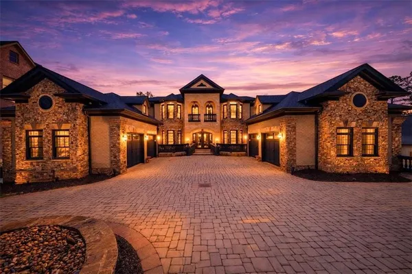 $3,300,000 | 9005 Hayes Drive, Gainesville, GA 30506