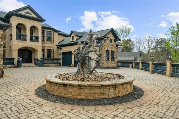 $3,300,000 | 9005 Hayes Drive, Gainesville, GA 30506