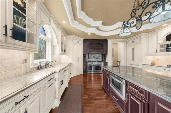 $3,300,000 | 9005 Hayes Drive, Gainesville, GA 30506