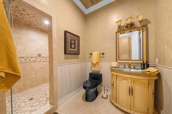 $3,300,000 | 9005 Hayes Drive, Gainesville, GA 30506