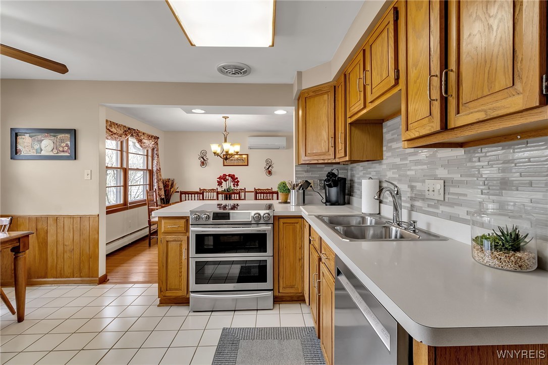 118 Ponderosa Drive Amherst, NY 14221 - Photo 13 of 46