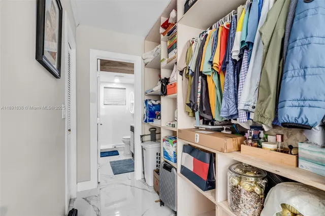 $155,000 | 1000 Hillcrest Court, Unit 207, Hollywood, FL 33021