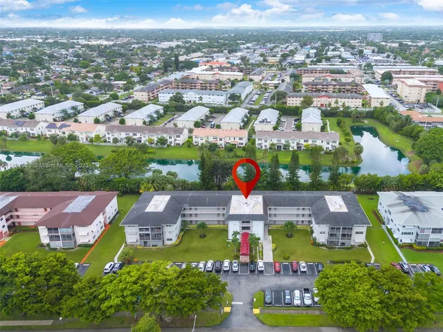 $155,000 | 1000 Hillcrest Court, Unit 207, Hollywood, FL 33021