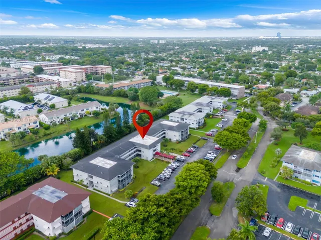 $155,000 | 1000 Hillcrest Court, Unit 207, Hollywood, FL 33021