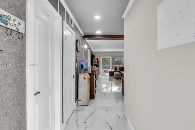 $155,000 | 1000 Hillcrest Court, Unit 207, Hollywood, FL 33021