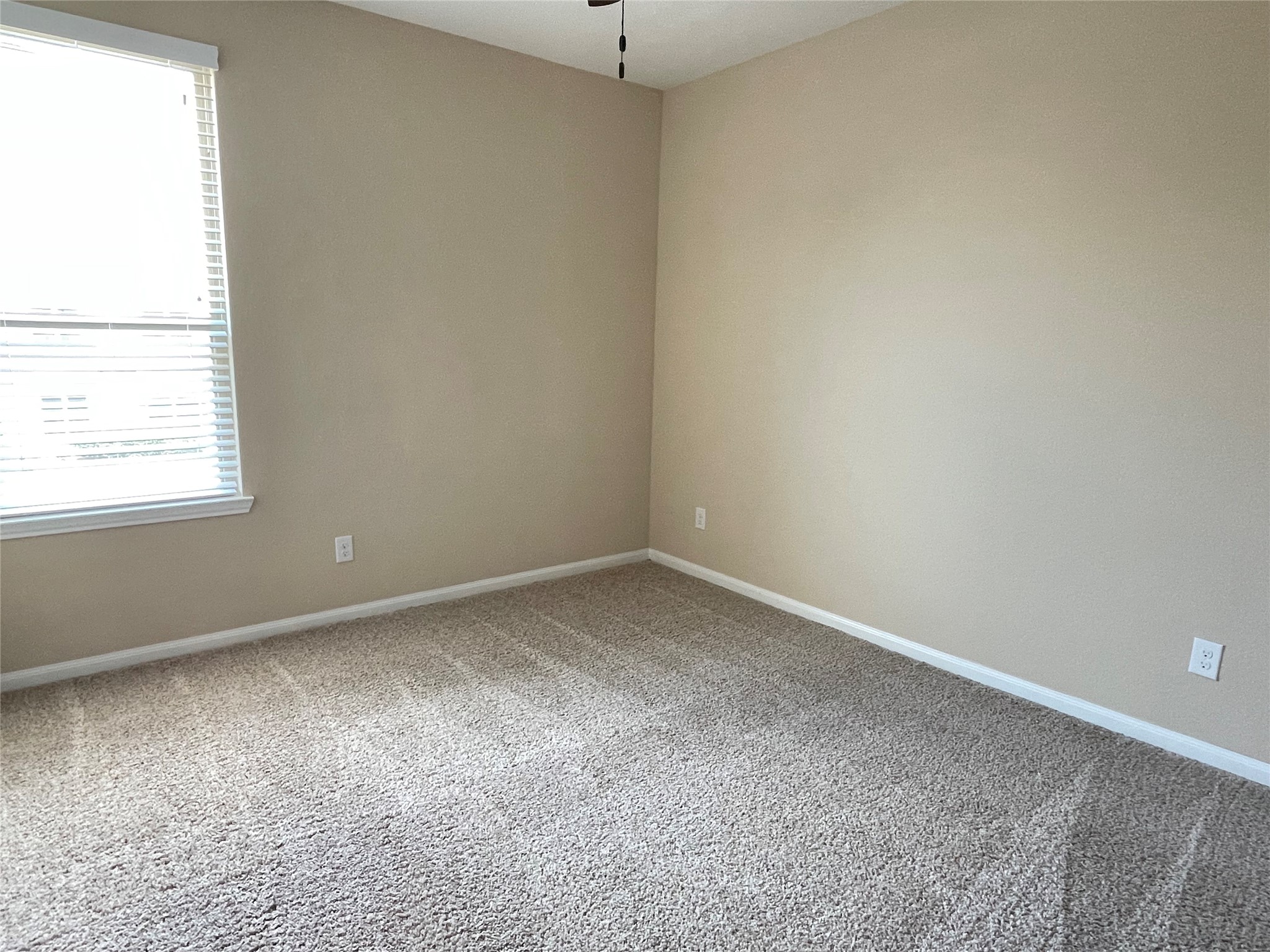 10418 Quiet Courtyard Road Houston, TX 77043 - Photo 38 of 48