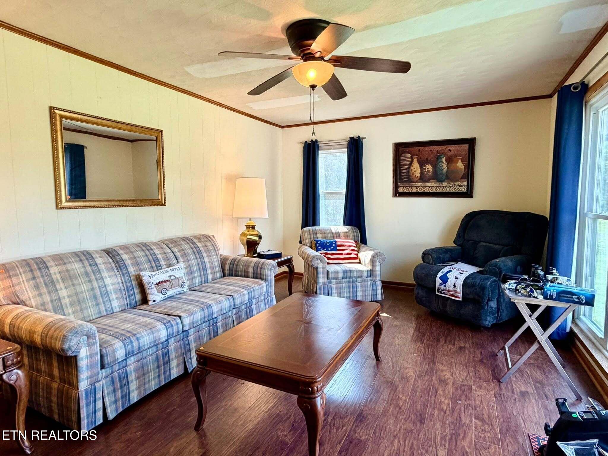1890 James Ferry Road Kingston, TN 37763 - Photo 5 of 28 Living room