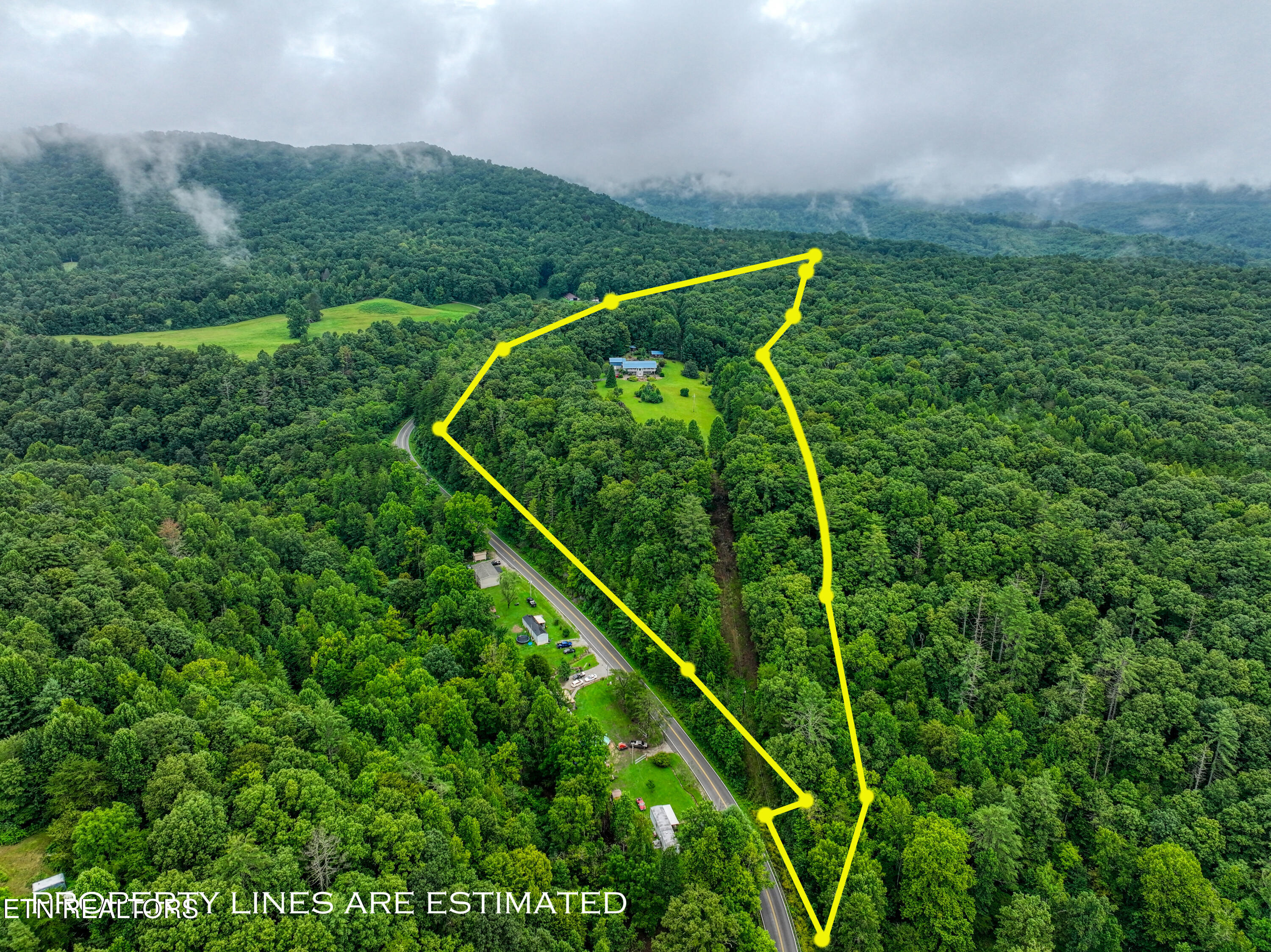 9161 Buffalo Road Oneida, TN 37841 - Photo 47 of 54 DJI_20250813123226_0196_D_62(1)