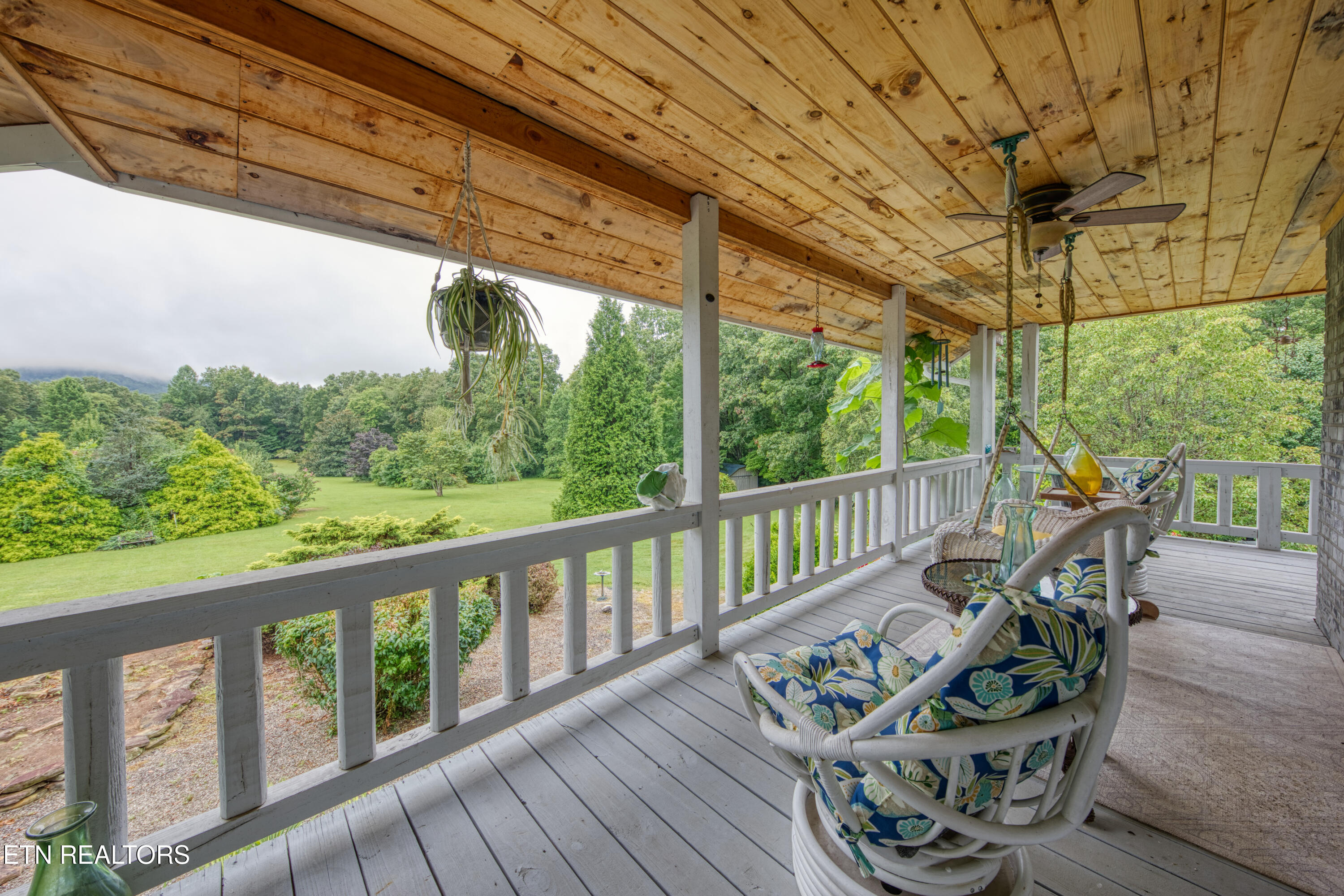 9161 Buffalo Road Oneida, TN 37841 - Photo 9 of 54 0H3A4688_54