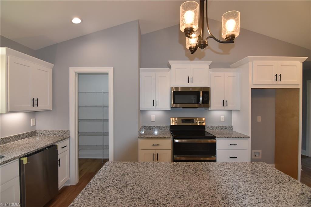 2501 Denton Road Thomasville, NC 27360 - Photo 7 of 20