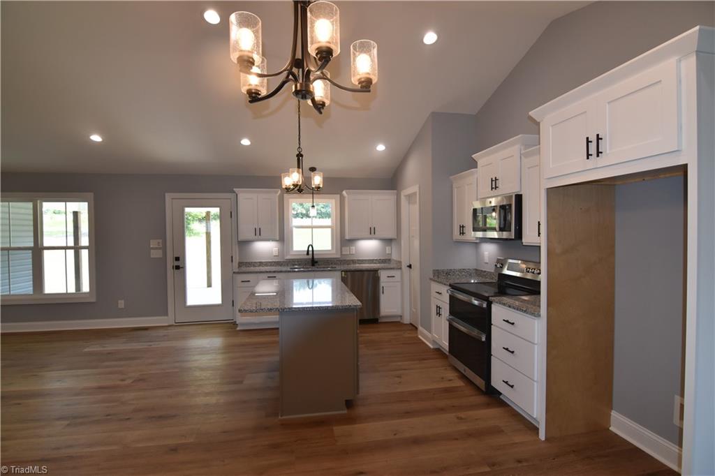 2501 Denton Road Thomasville, NC 27360 - Photo 9 of 20