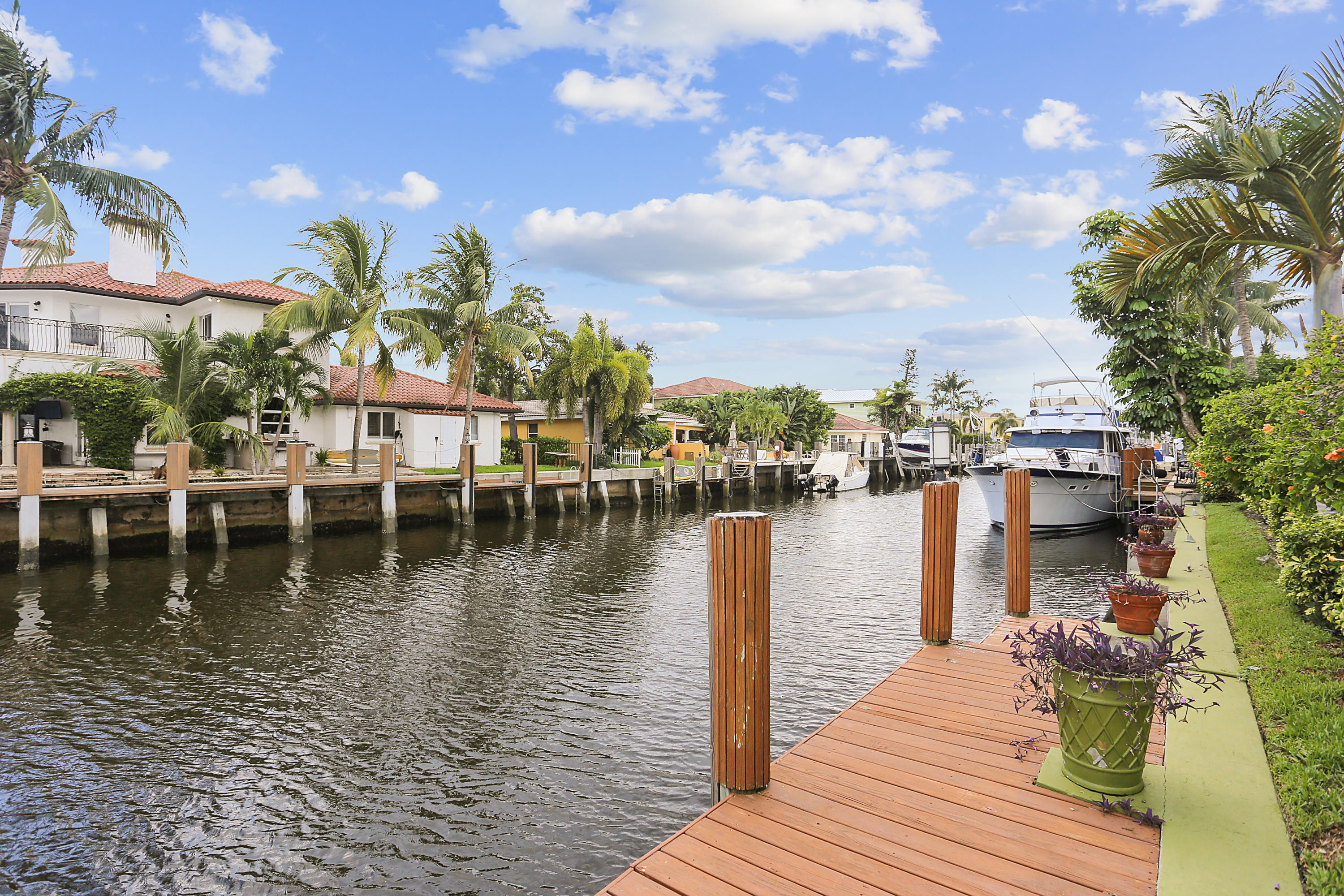 5698 Northeast 7th Avenue Boca Raton, FL 33487 - Photo 1 of 18 Paradise awaits!!