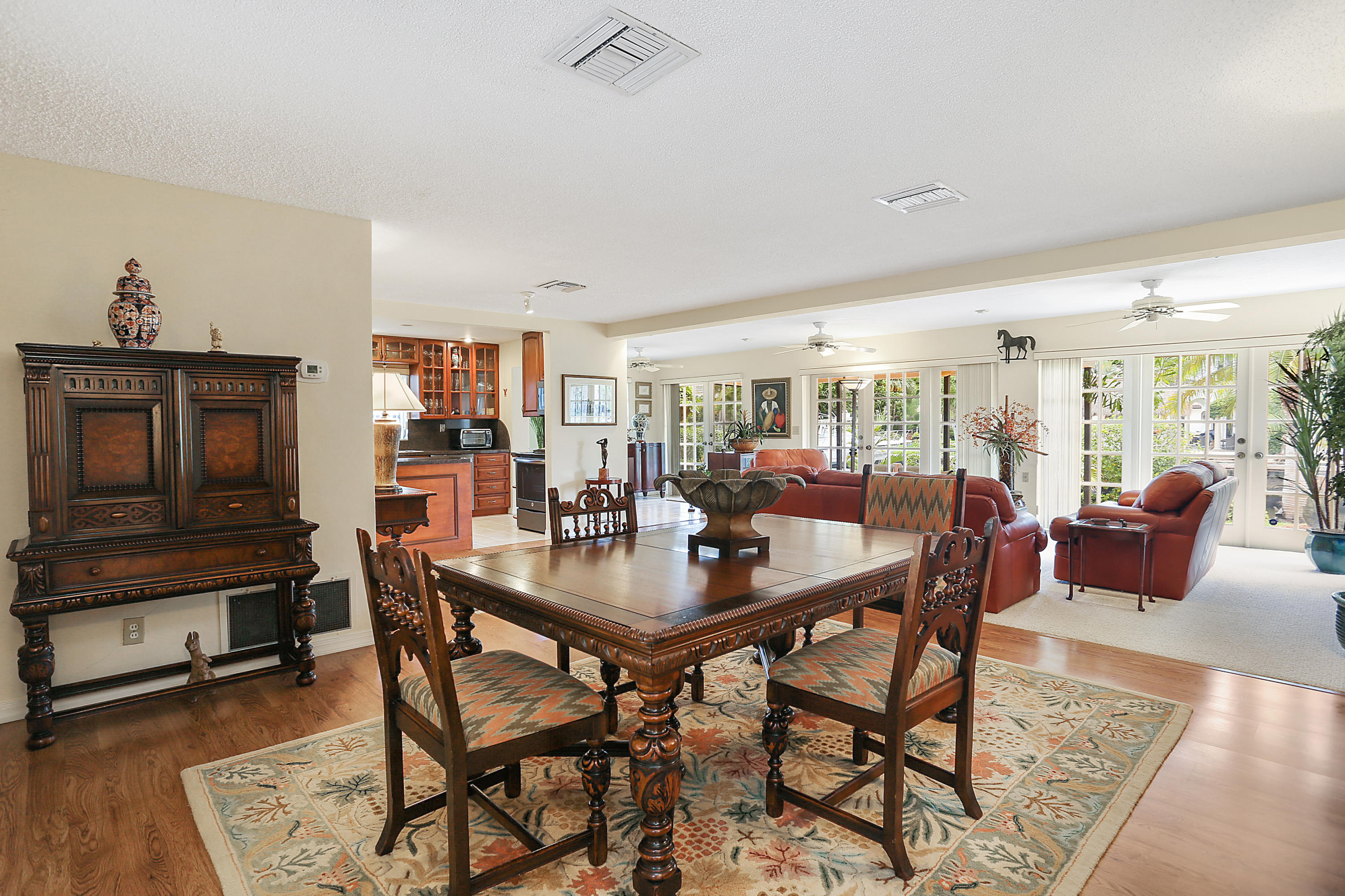 5698 Northeast 7th Avenue Boca Raton, FL 33487 - Photo 9 of 18 Dining Room