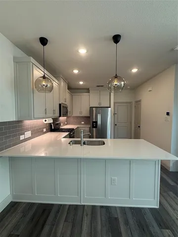 $2,600 | 2625 Dodson Street, Garland, TX 75042