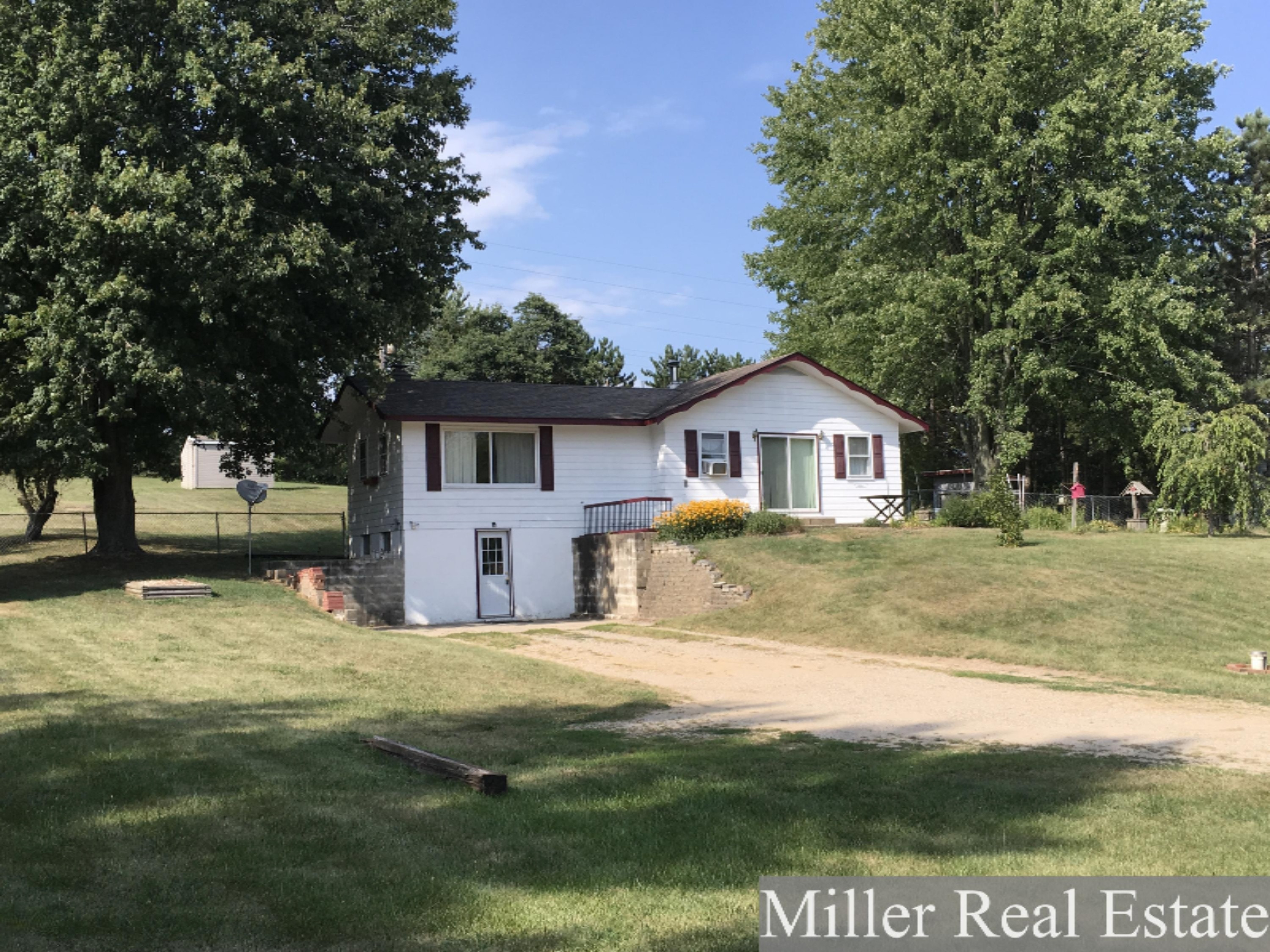 8200 Delton Road Delton, MI 49046 - Photo 17 of 22 Photo Aug 10, 5 13 05 PM