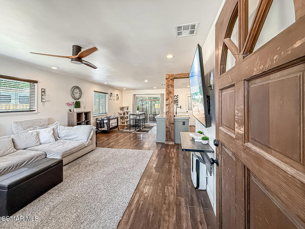 4606 Adam Road Simi Valley, CA 93063 - Photo 14 of 55