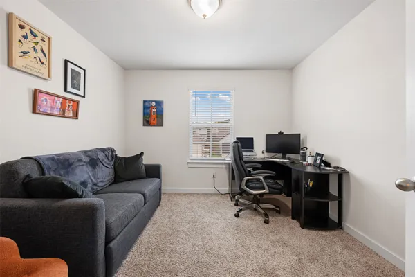 $2,400 | 8204 A Prairie Rye Drive, Lago Vista, TX 78645