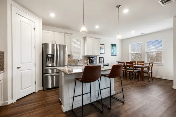 $2,400 | 8204 A Prairie Rye Drive, Lago Vista, TX 78645