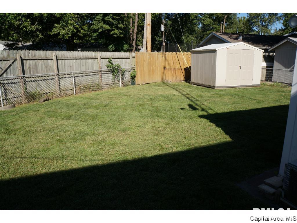 3349 Stanton Street Springfield, IL 62703 - Photo 15 of 16
